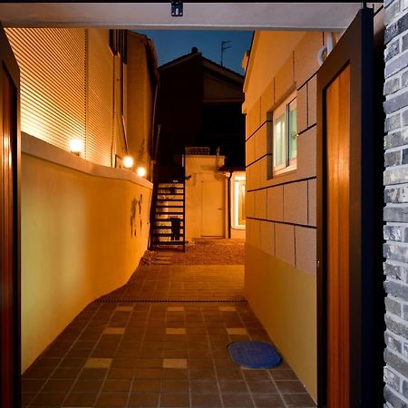 Guma Modern Hanokstay Daegu Exterior foto