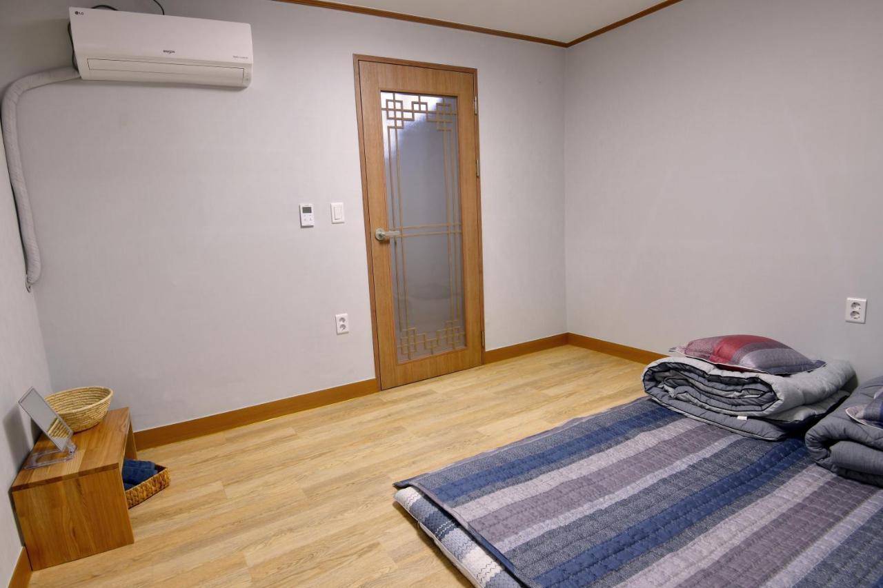 Guma Modern Hanokstay Daegu Exterior foto
